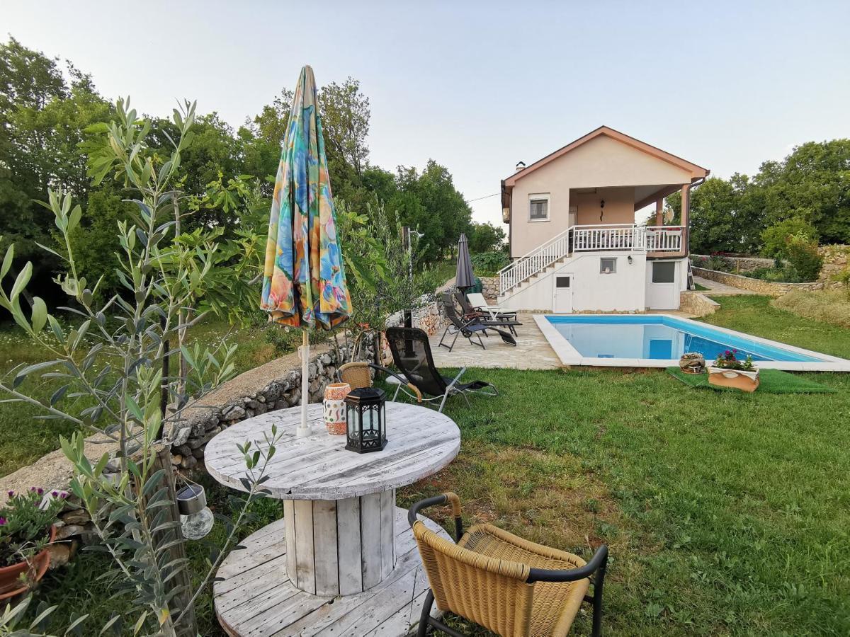 Apartman Selma Vinine Екстериор снимка