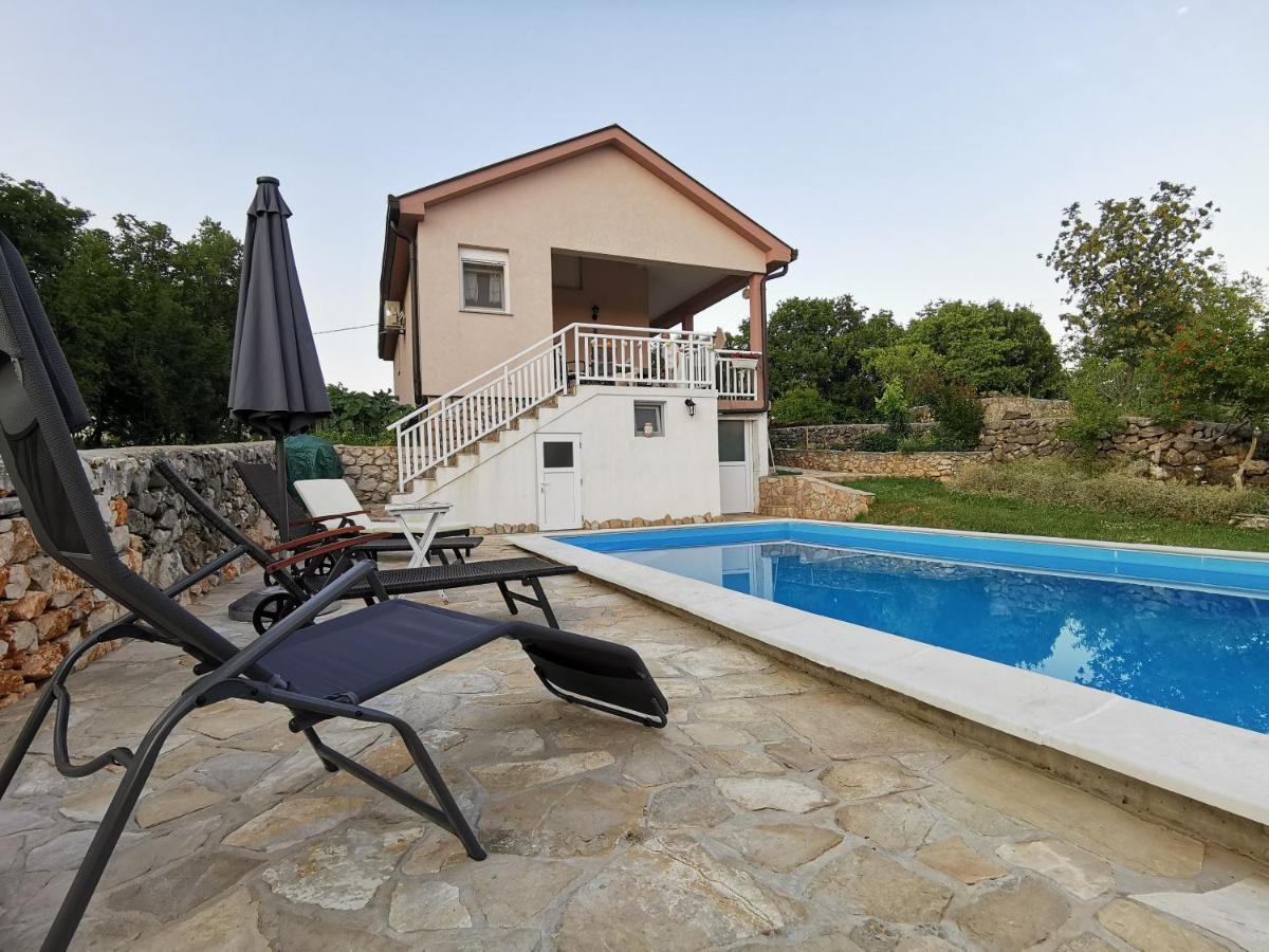 Apartman Selma Vinine Екстериор снимка